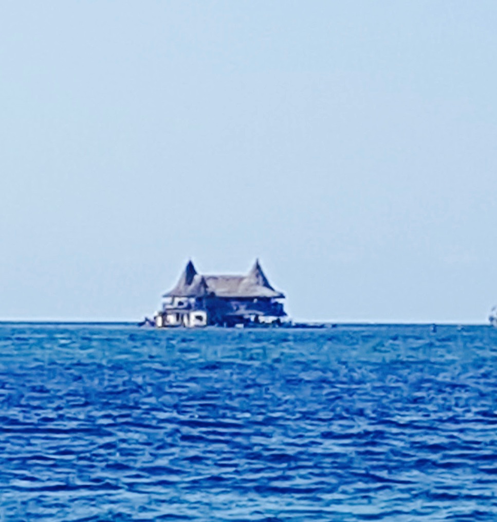 Hostel on an island in San Bernardo