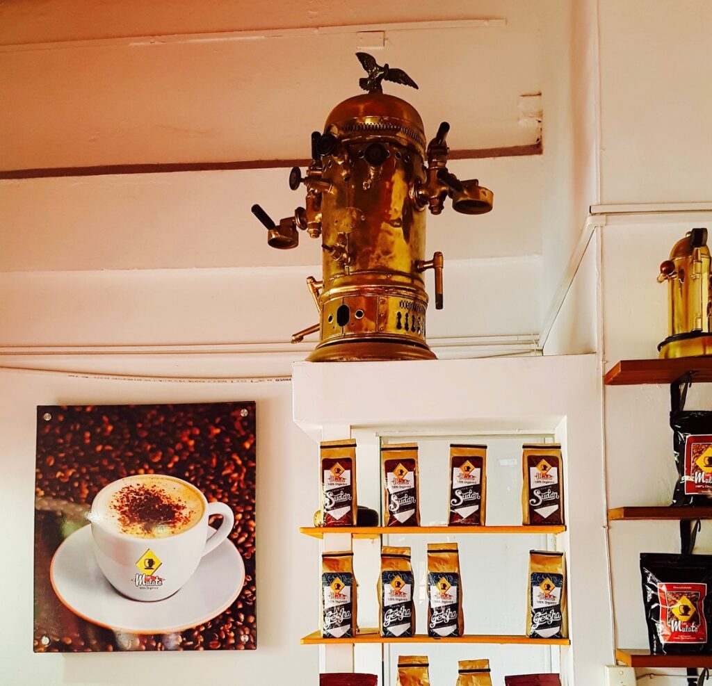 Cafe Mulato in Cali Colombia