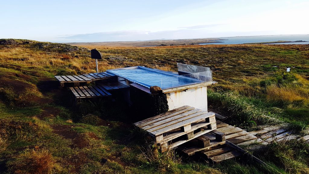 Hot tub Highway Iceland