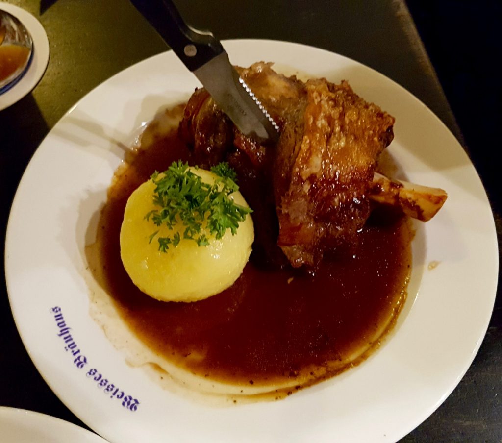 Schweinshaxe