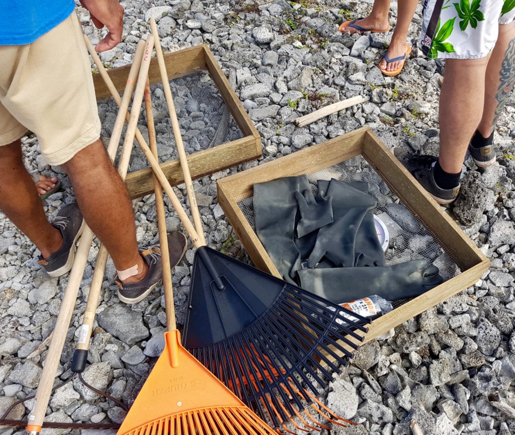 Beach Clean Up Utila UDC