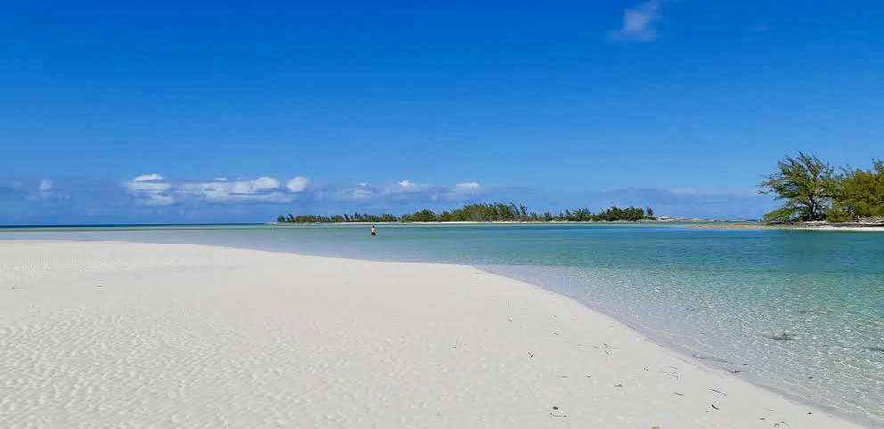 Great Harbor Cay beach, Berry Islands