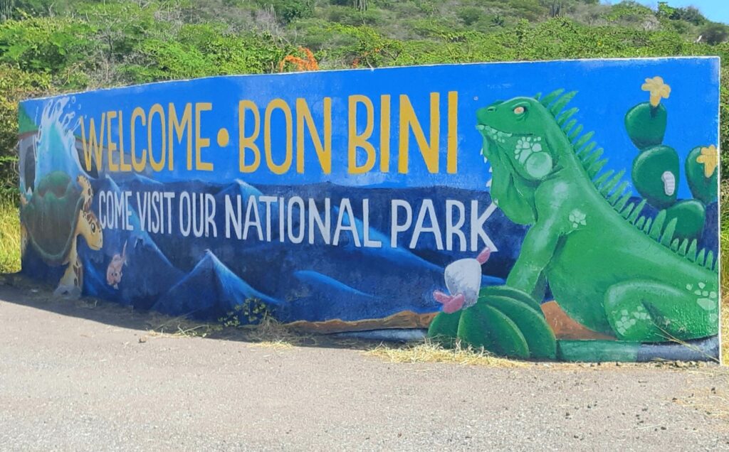 Bon Bini sign means welcome in Curacao