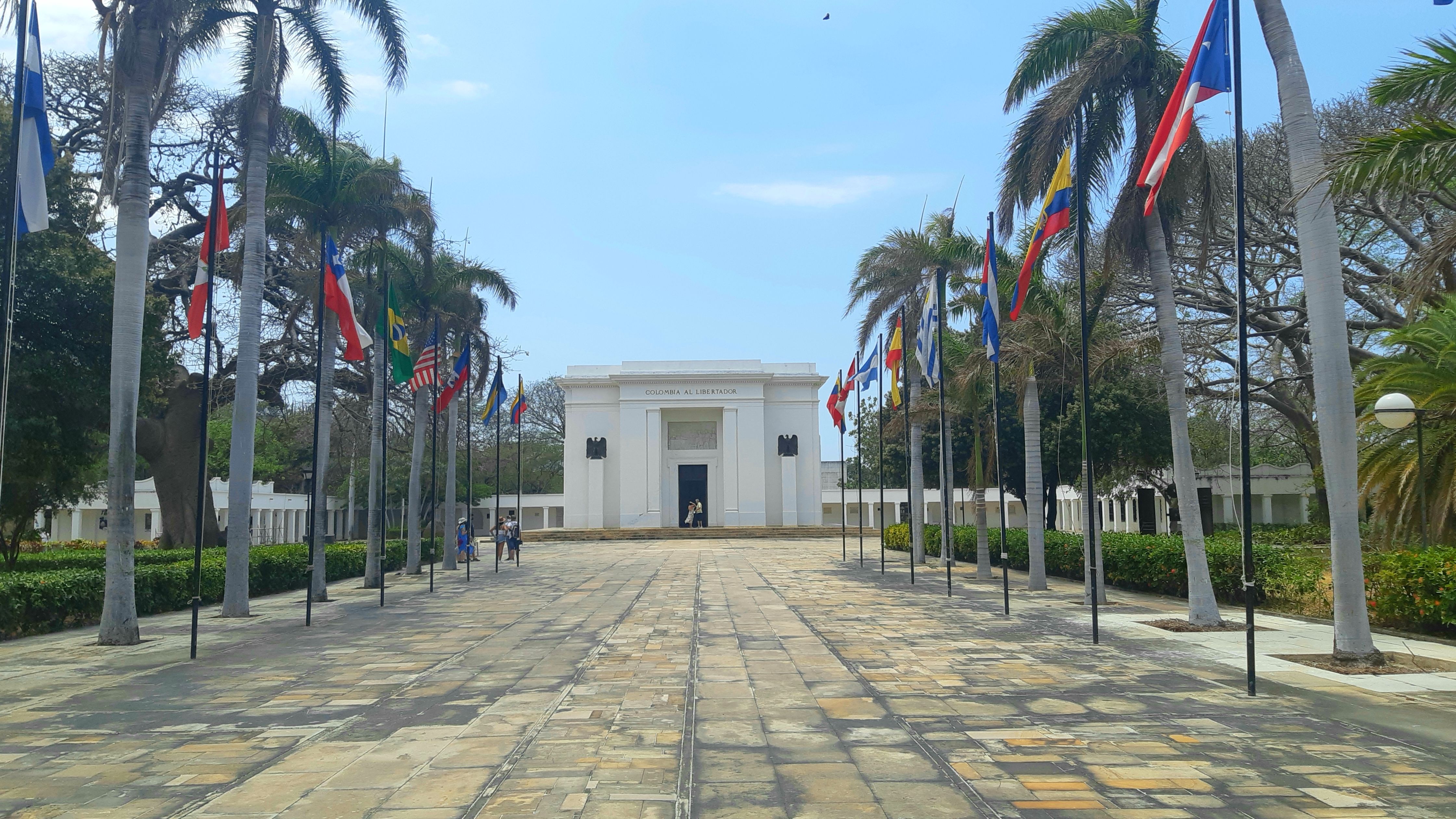 Monument at Quinta San Pedro Santa Marta