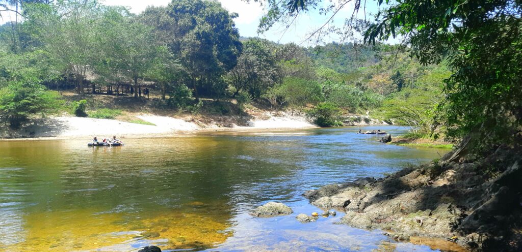 Rio Palomino entry spot