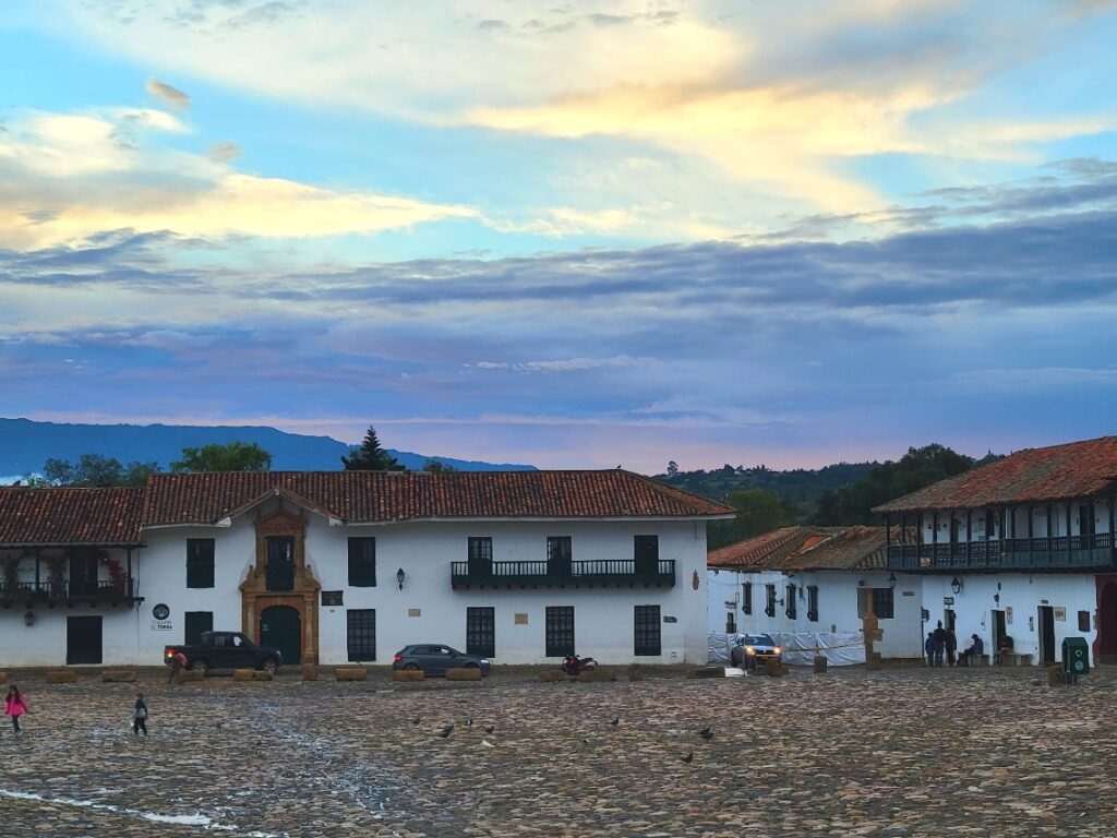 Villa de Leyva plaza mayor at dusk