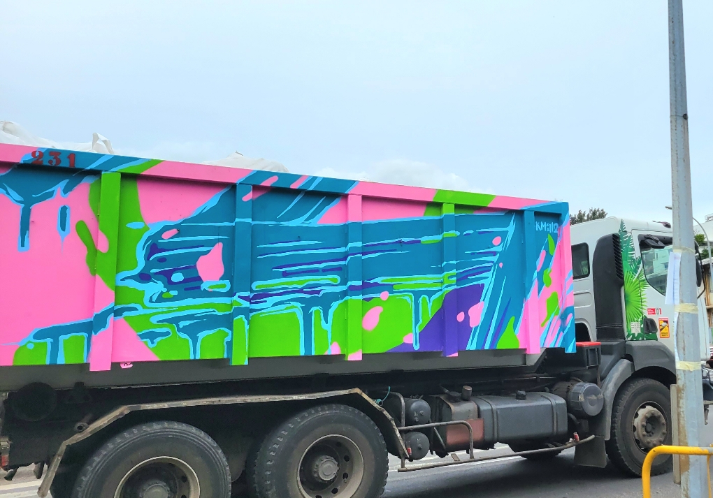 painted truck Papeete, Tahiti