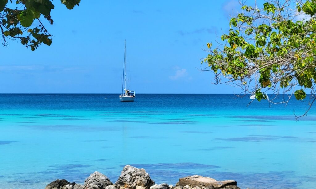 Sava anchored in the beautiful waters in Fakarava, oceania