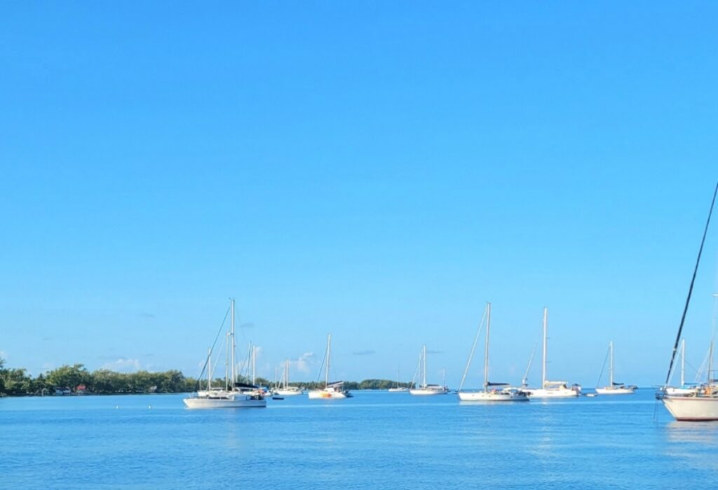 anchored boats in Fakarava