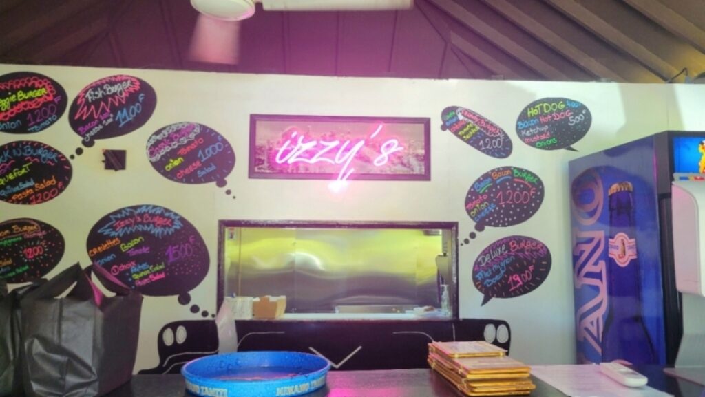 Izzy's Burgers in Huahine sign