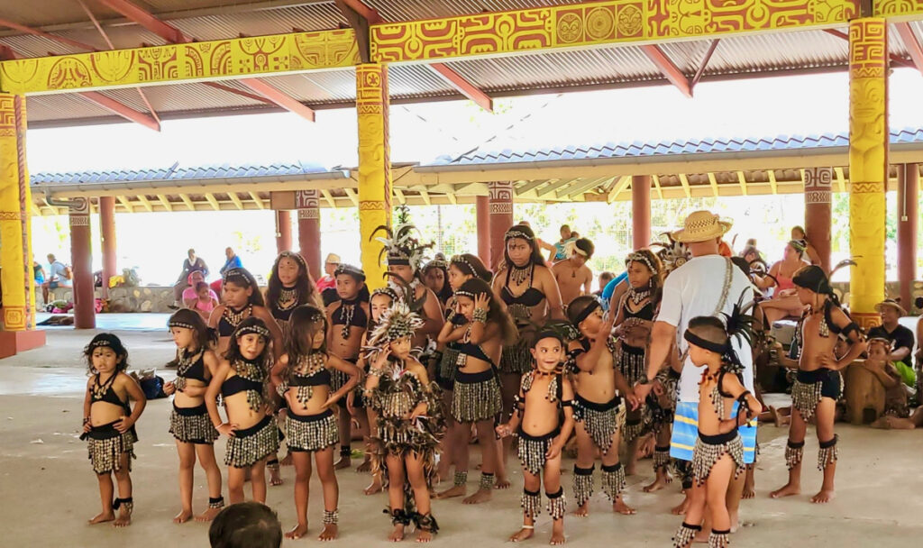 costumed children perform French Polynesia