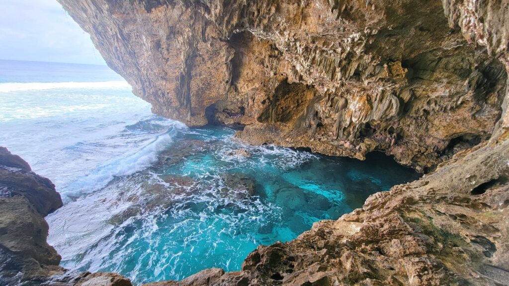 Turquoise water South Pacific Ocean