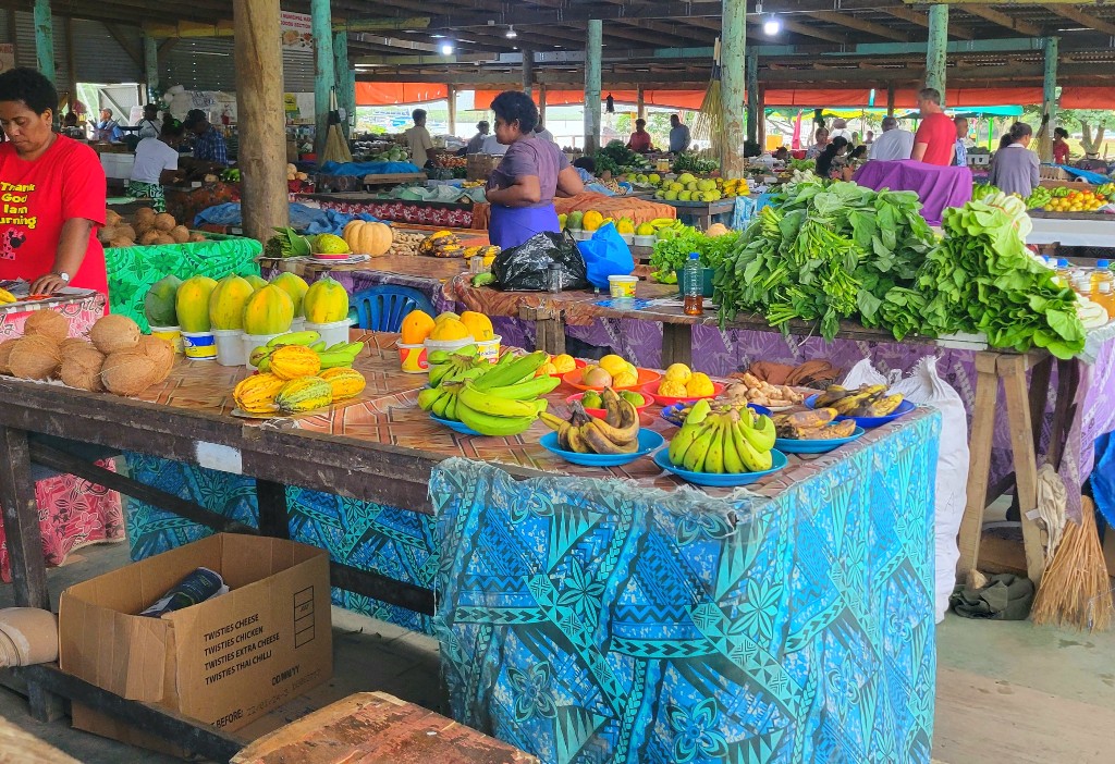 Savusavu market, Fiji