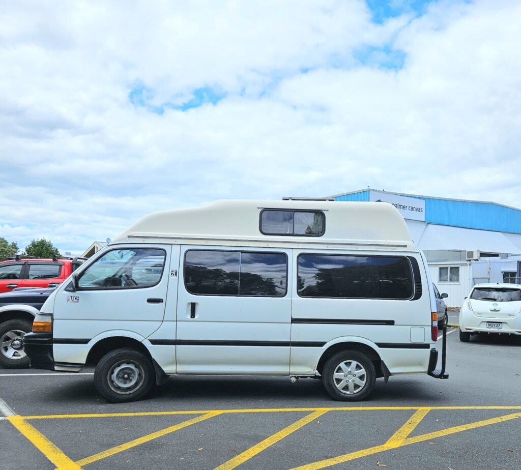 Toyota Hiace side, campervan