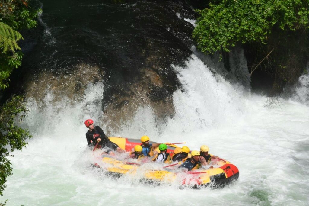 Rafting, river rafting