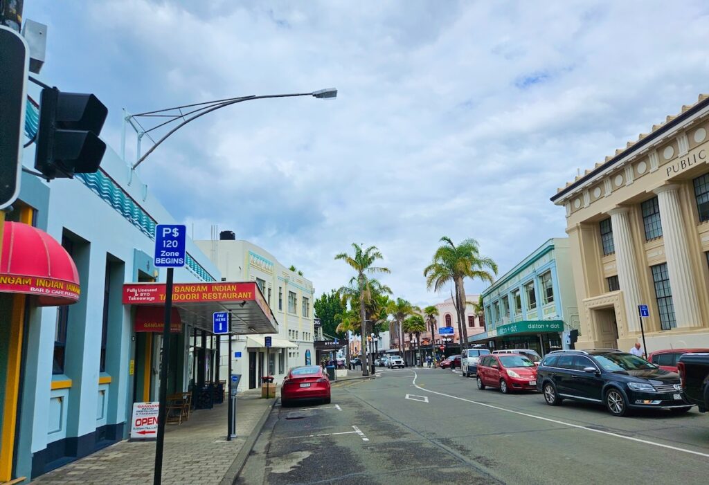 Art deco buildings, architecture