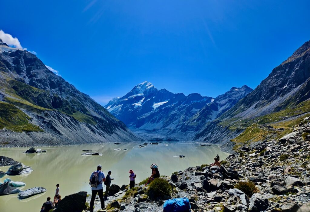 Mount Cook, Hooker Valley track