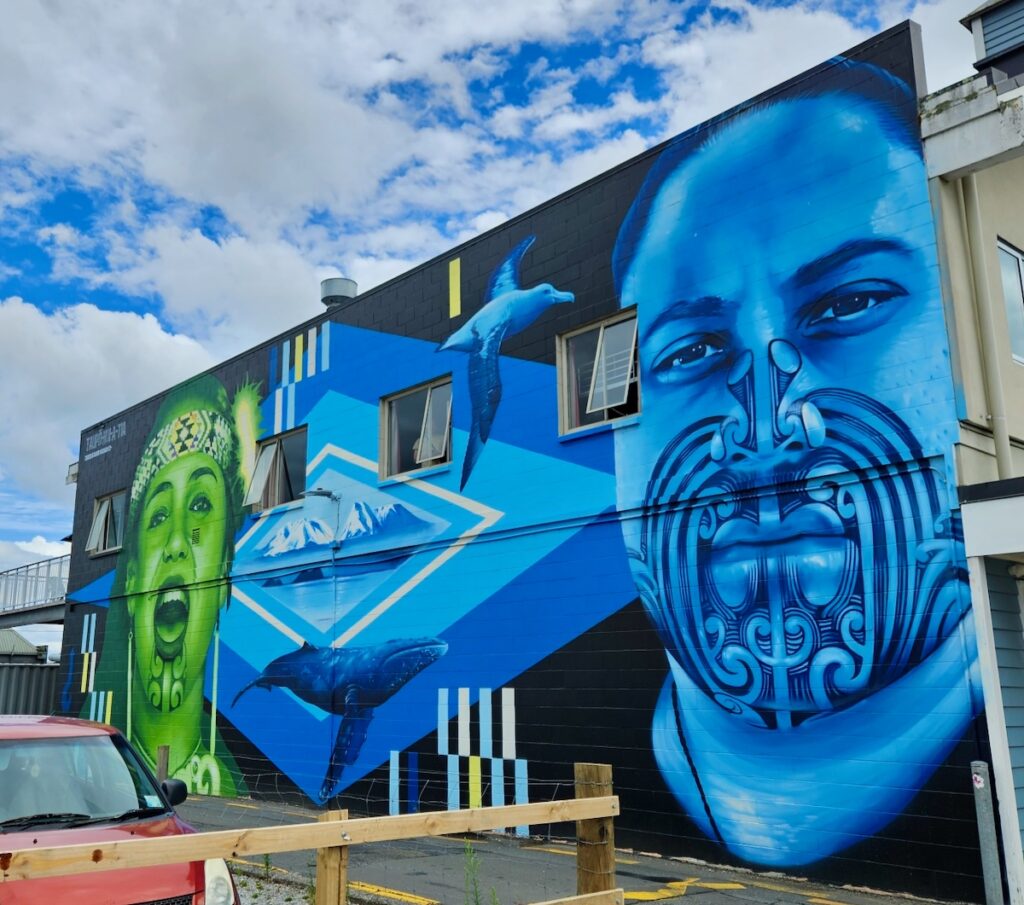 mural, Maoris, whale, New Zealand