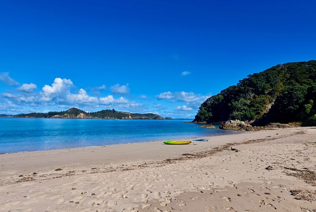 kayak, paddleboard, beach, Bay of Islands