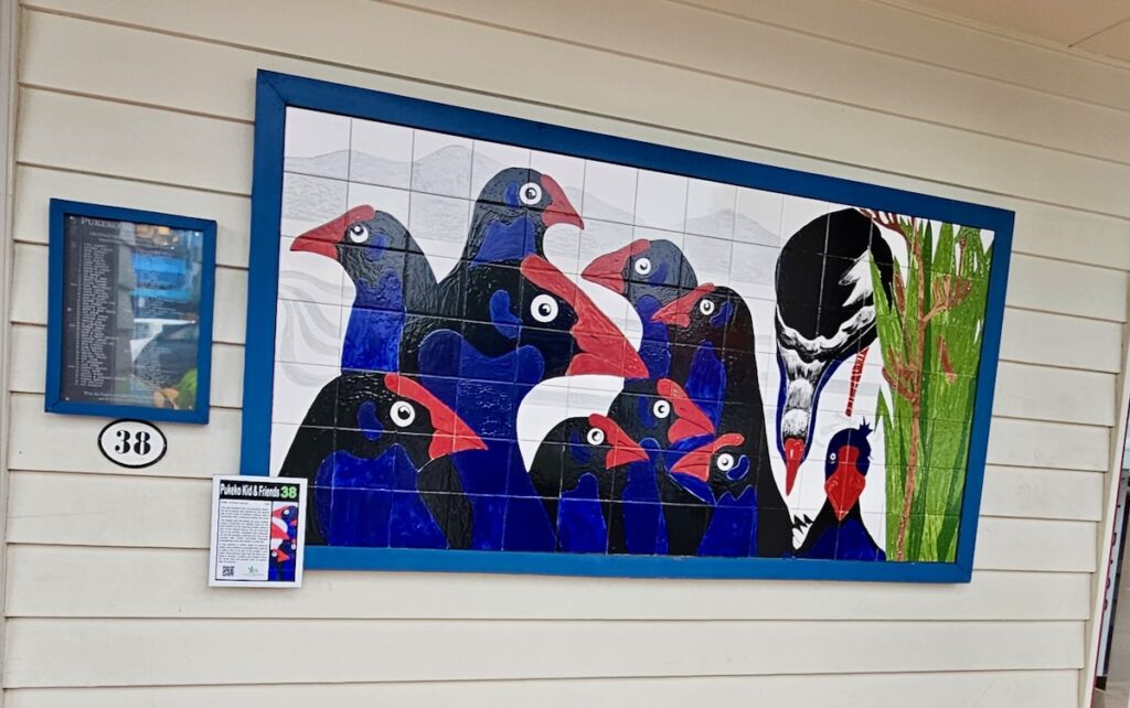 Pukeko Kid & Friends, bird mural