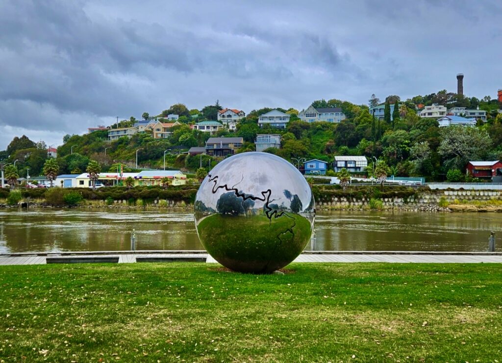 globe steel sculpture Whanganui