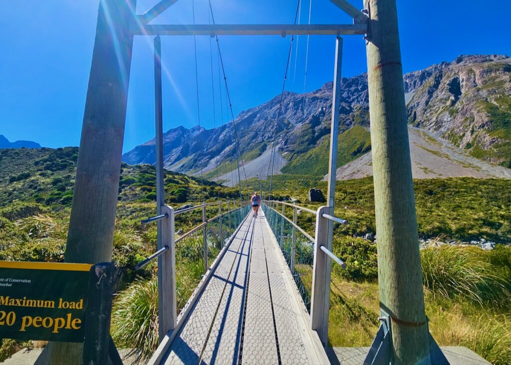 Bridge, Hooker Valley Track