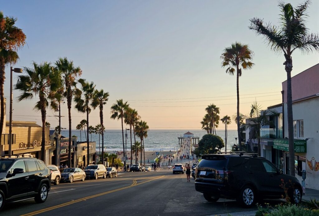 Manhattan Beach pier, layover in Los Angeles