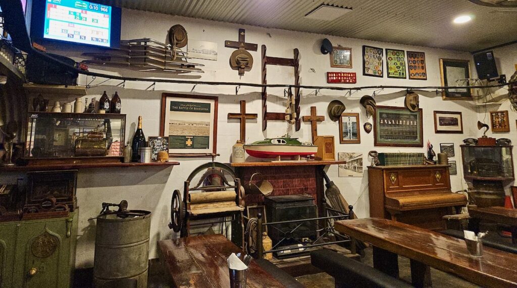 Bojangles Saloon, Alice Springs