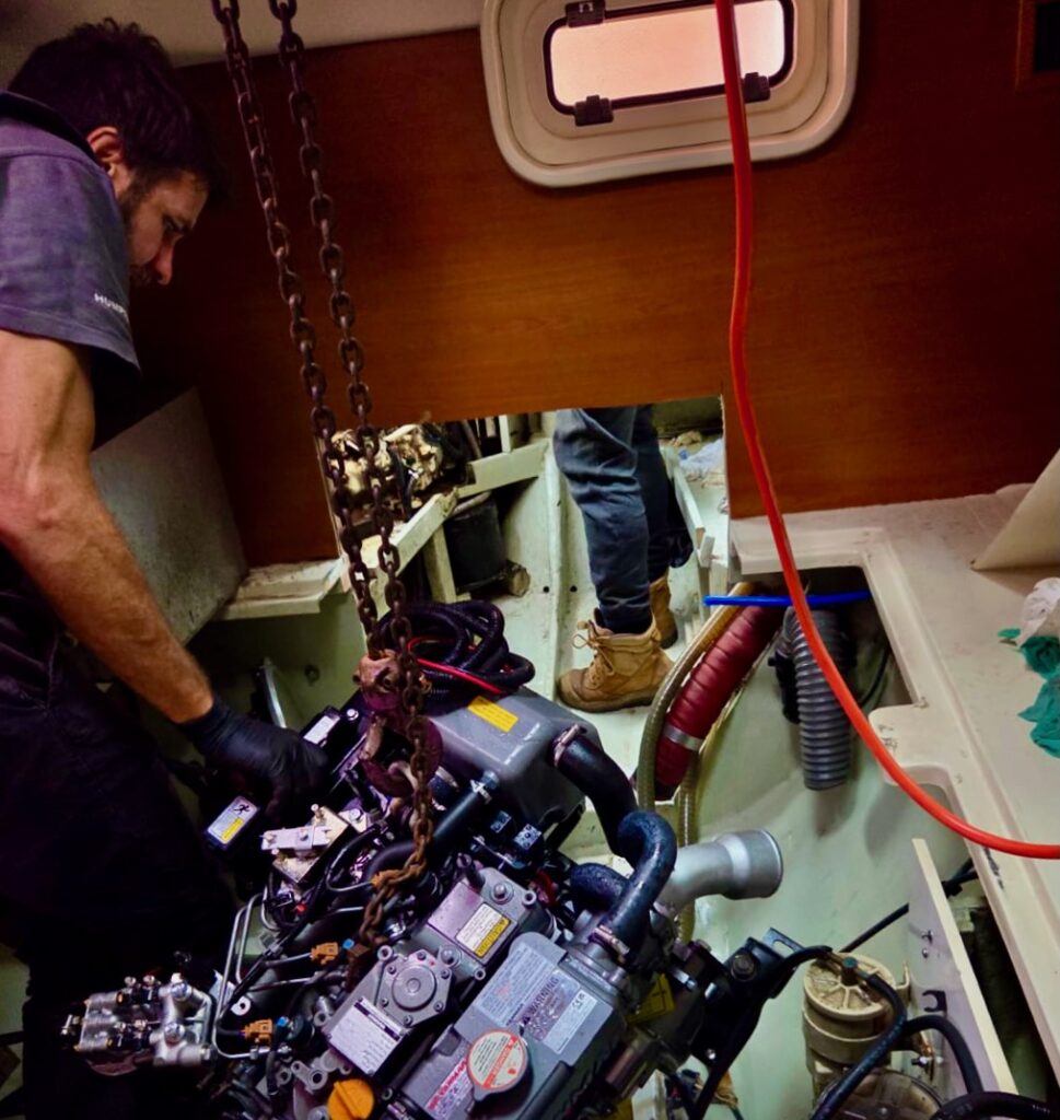 Installing marine engine