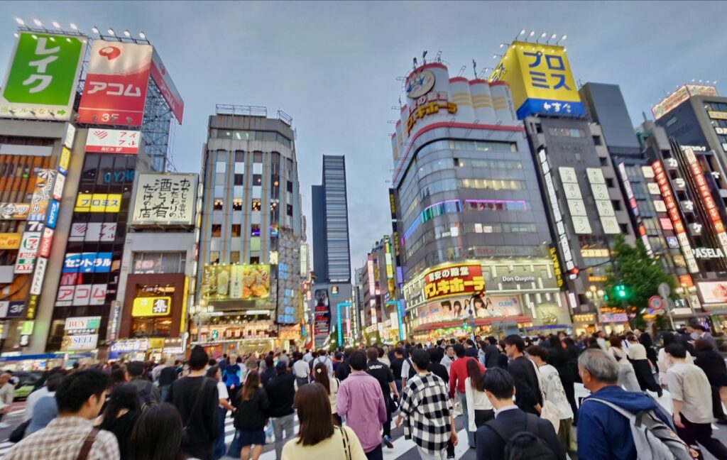 Shinjuku crossing, Tokyo