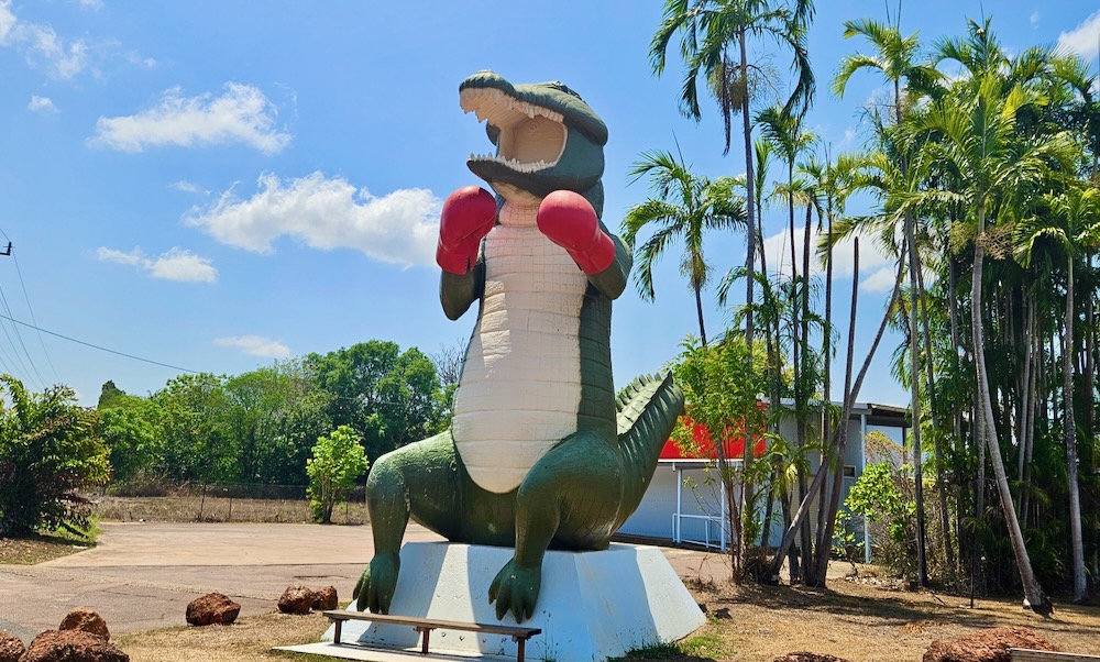Boxing Croc statue, near Darwin City