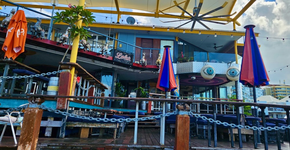 decorated bar restaurant Lola's Pergola