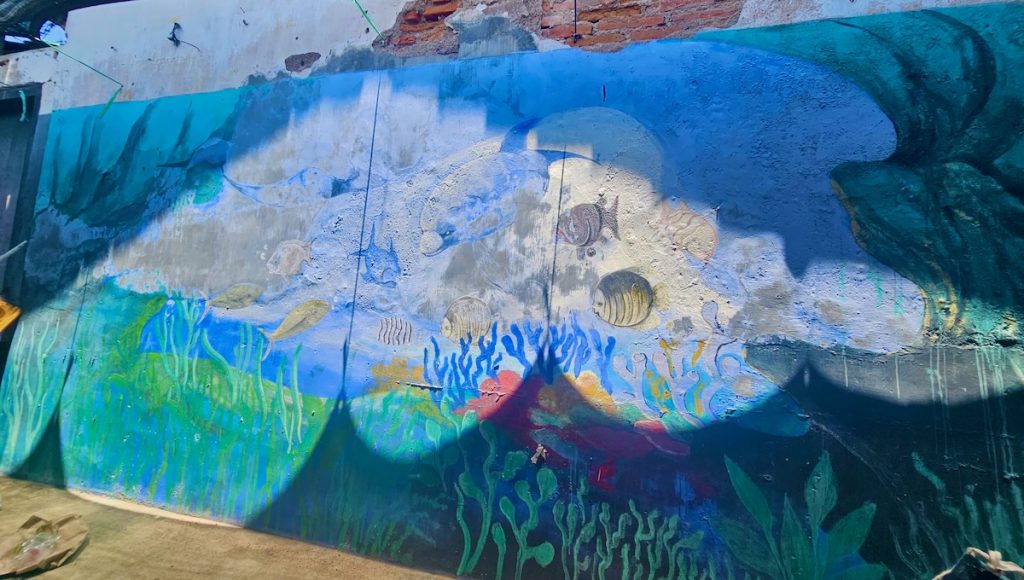 fish mural, street art, outdoor art